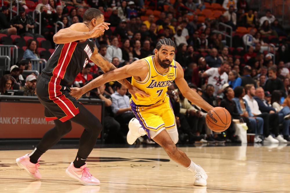 已连续缺阵7场！明天太阳客战雄鹿 比尔出战成疑.