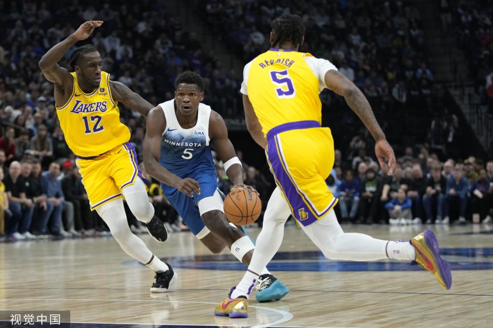 术特点与当 术特点与当