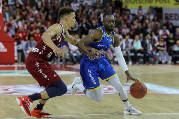 关键时刻迎 关键时刻迎